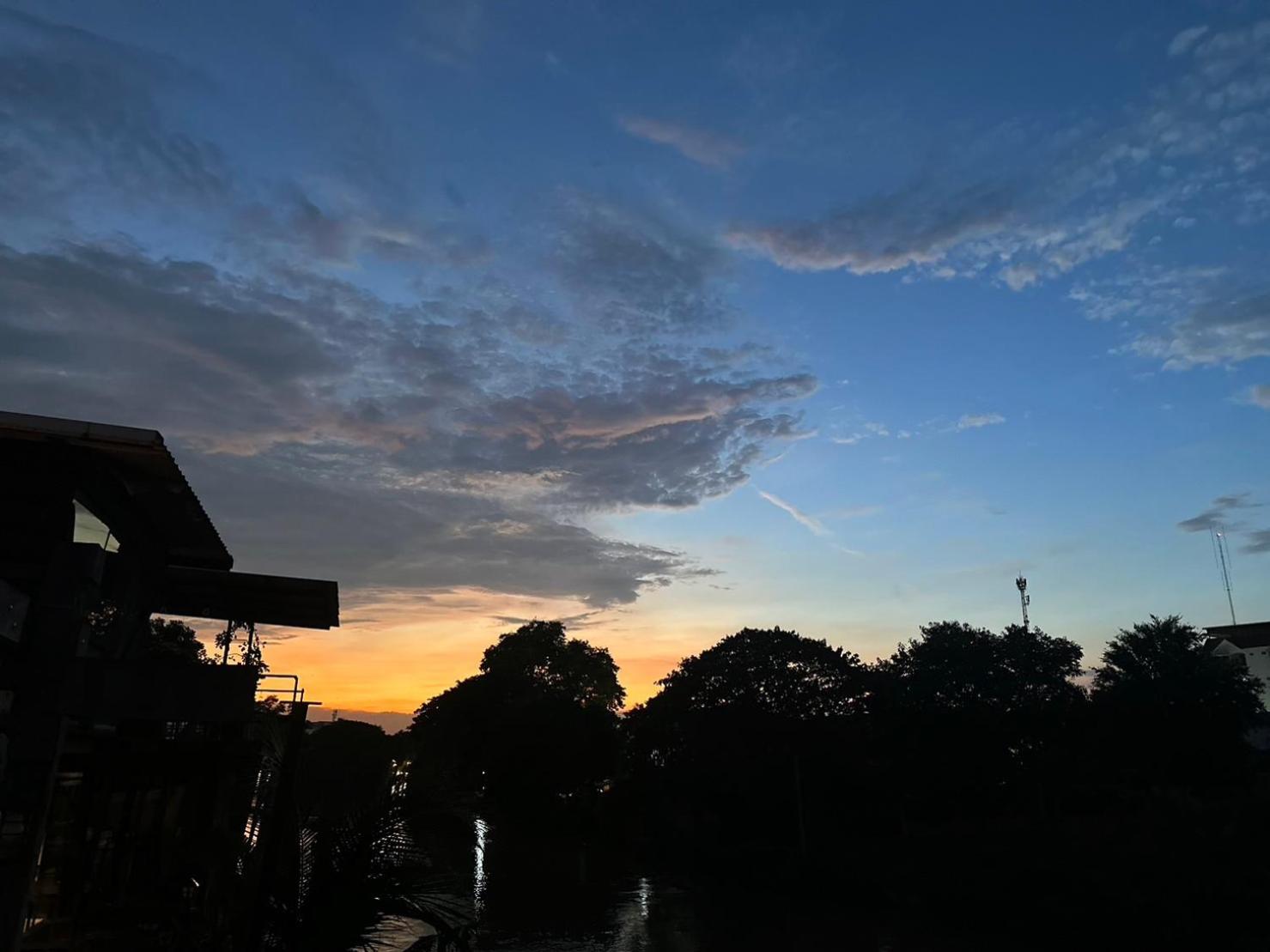 Baan Mae Khian Riverside Homestay Phra Nakhon Si Ayutthaya Luaran gambar